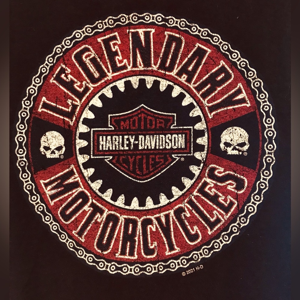 Harley-Davidson Legendary Motorcycles T-Shirt  Size Small